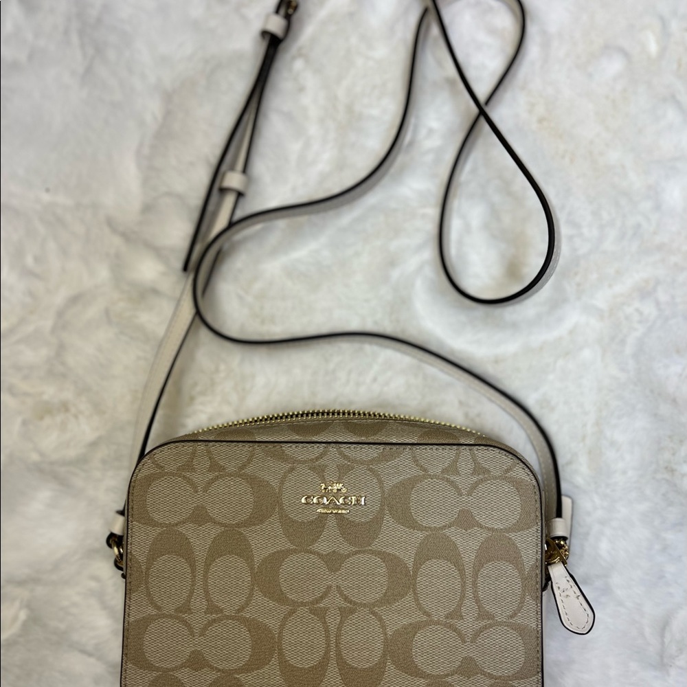 Coach mini camera bag - Picture 6 of 7